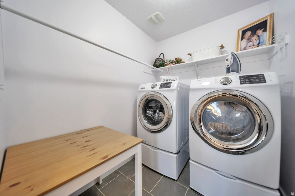 5608 S DUNETREE LN Holladay, UT 84121