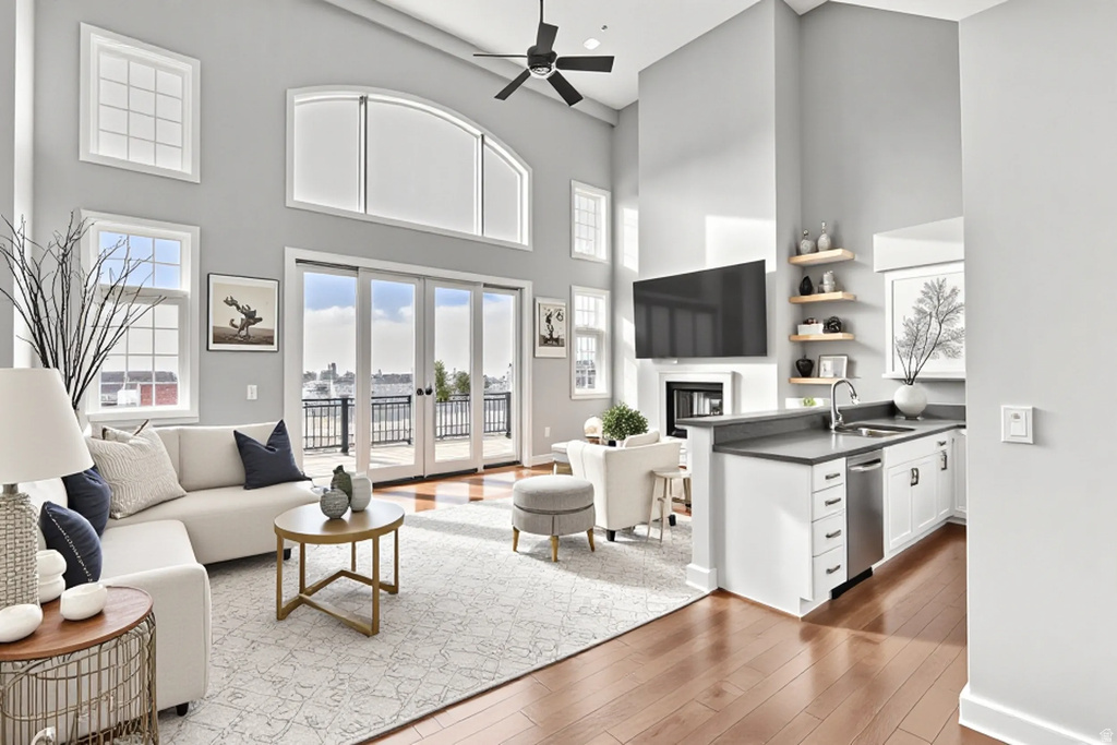 5013 N EDGEWOOD DR. Provo, UT 84604