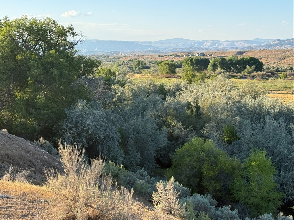 3203 S 4000 E Vernal, UT 84078