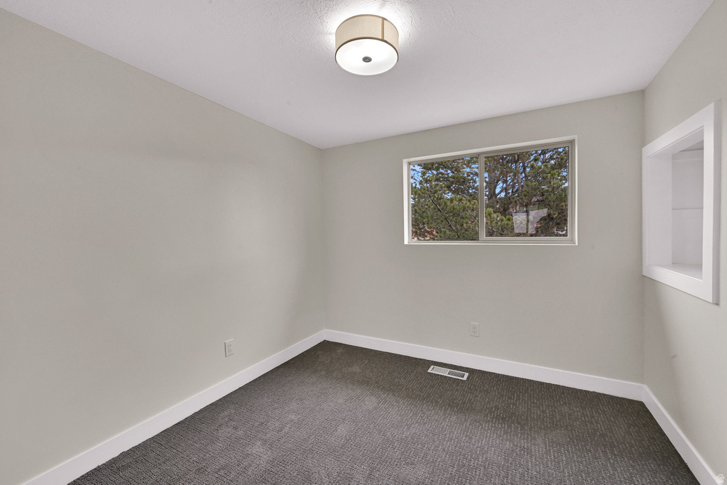 1009 N 250 W Sunset, UT 84015