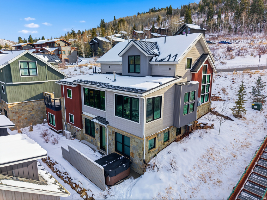 611 ROSSIE HILL DR Park City, UT 84060