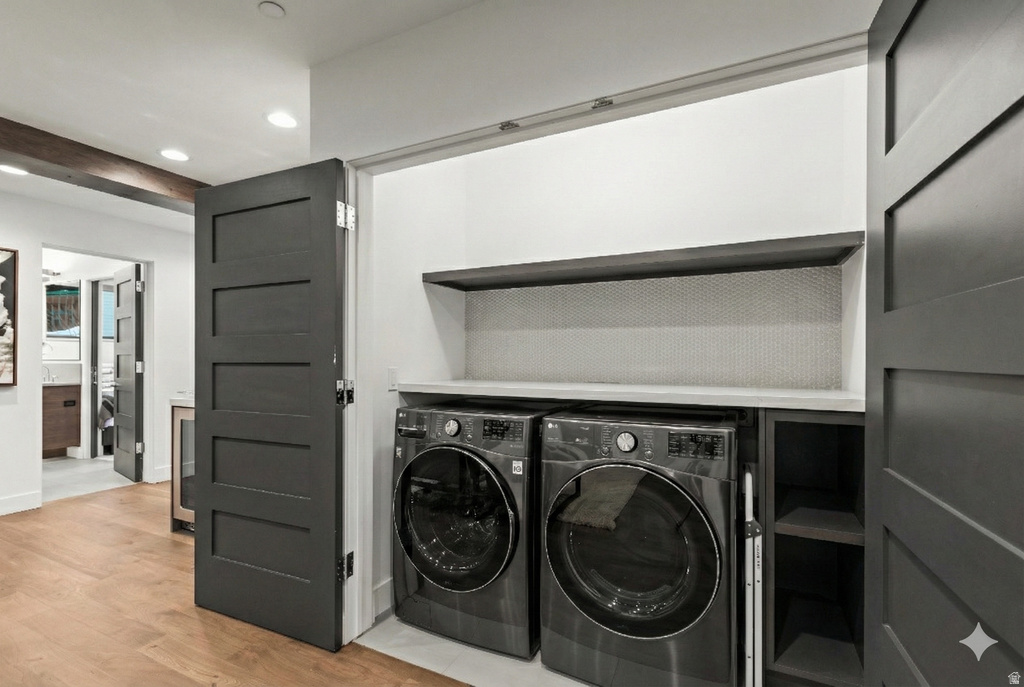 611 ROSSIE HILL DR Park City, UT 84060