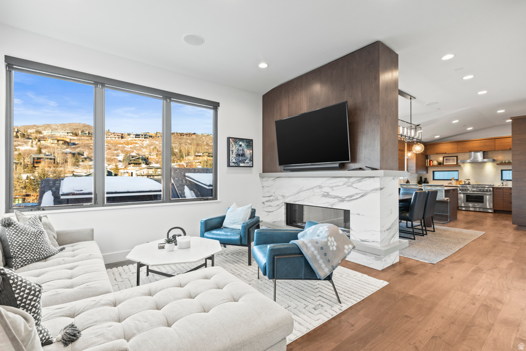 611 ROSSIE HILL DR Park City, UT 84060