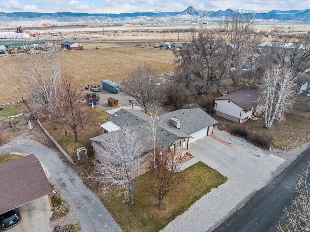 79 S 250 E Aurora, UT 84620
