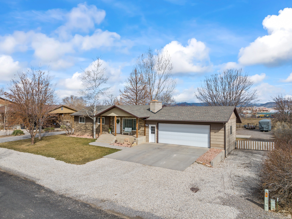 79 S 250 E Aurora, UT 84620