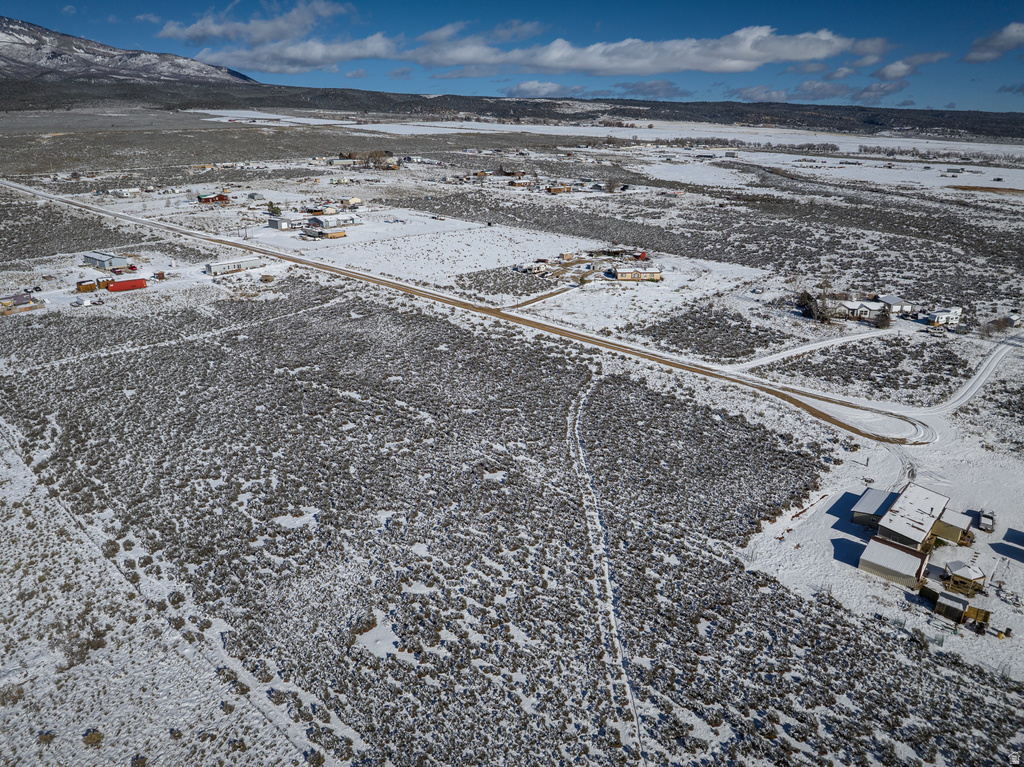 142 S BEEMAN RD La Sal, UT 84530