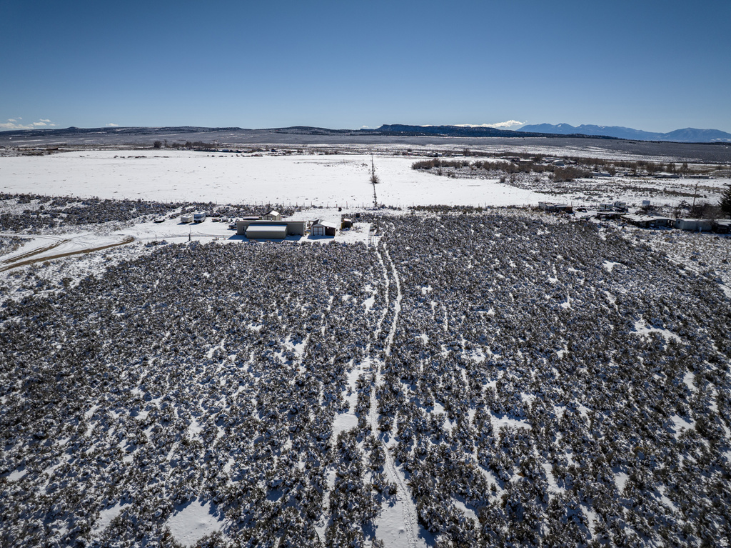 142 S BEEMAN RD La Sal, UT 84530