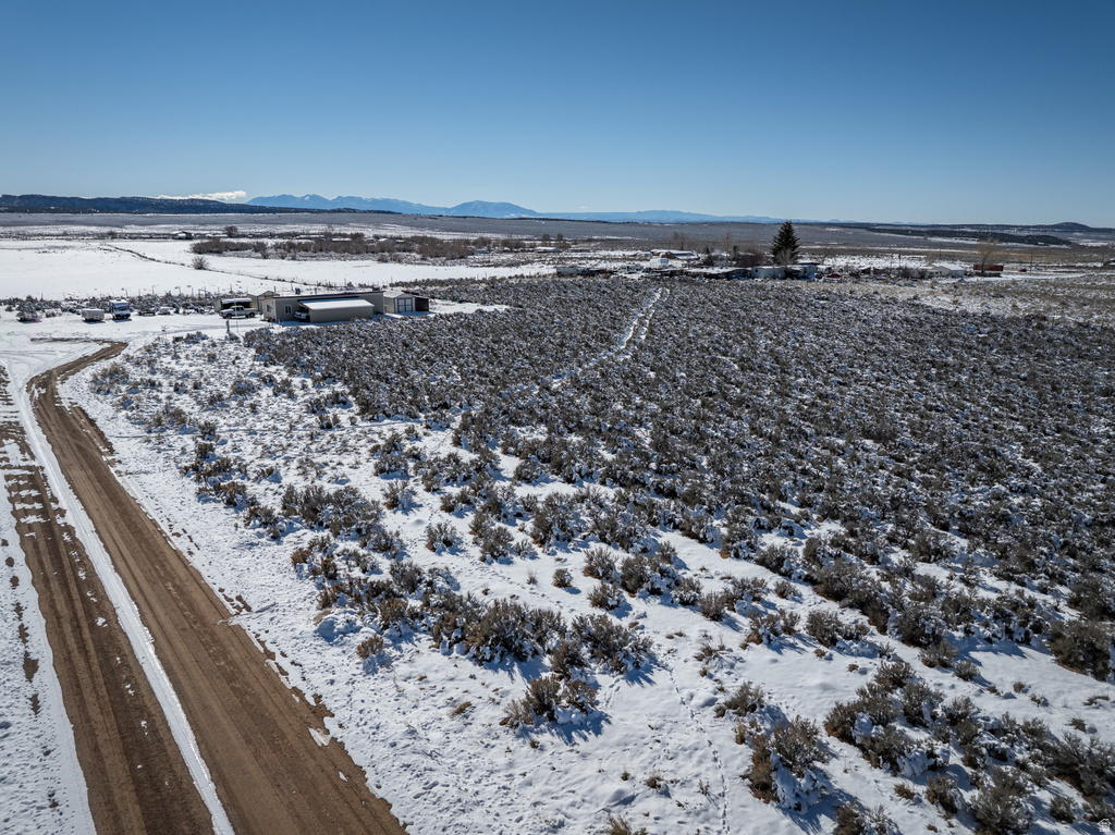 142 S BEEMAN RD La Sal, UT 84530