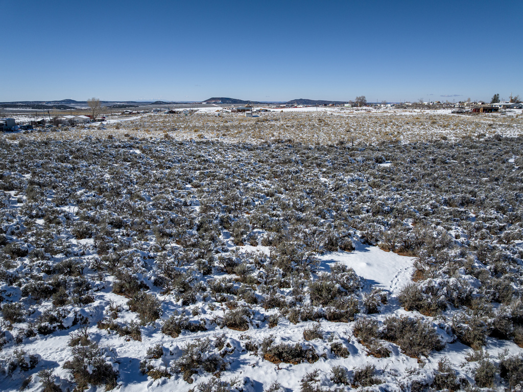 142 S BEEMAN RD La Sal, UT 84530