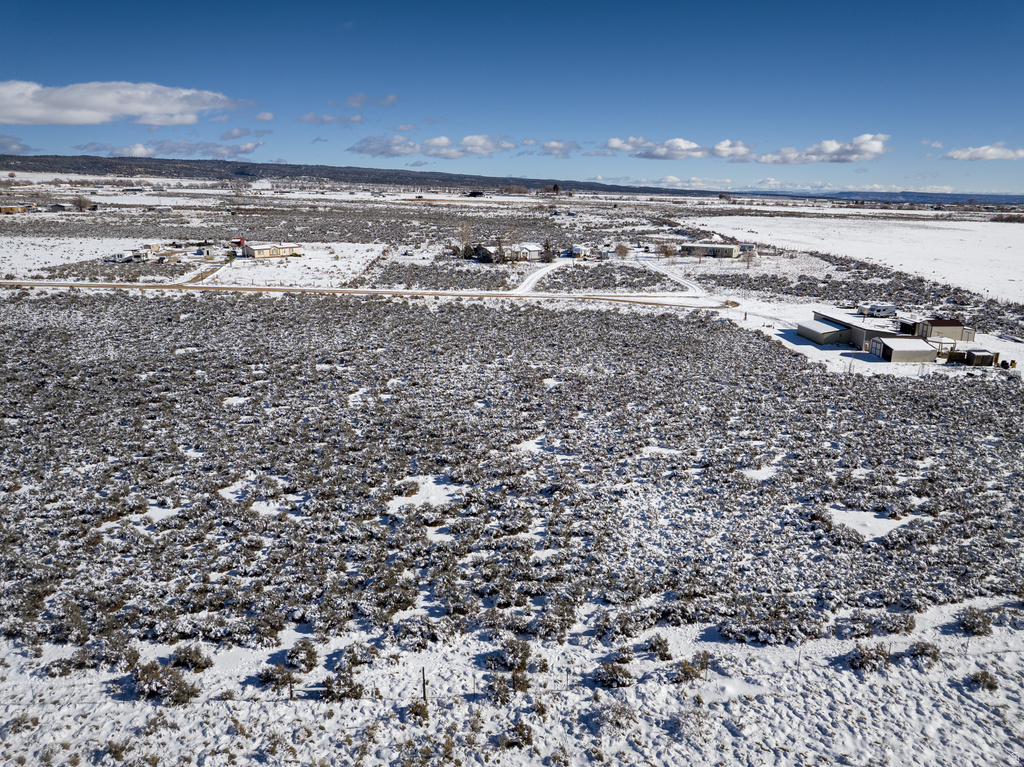 142 S BEEMAN RD La Sal, UT 84530