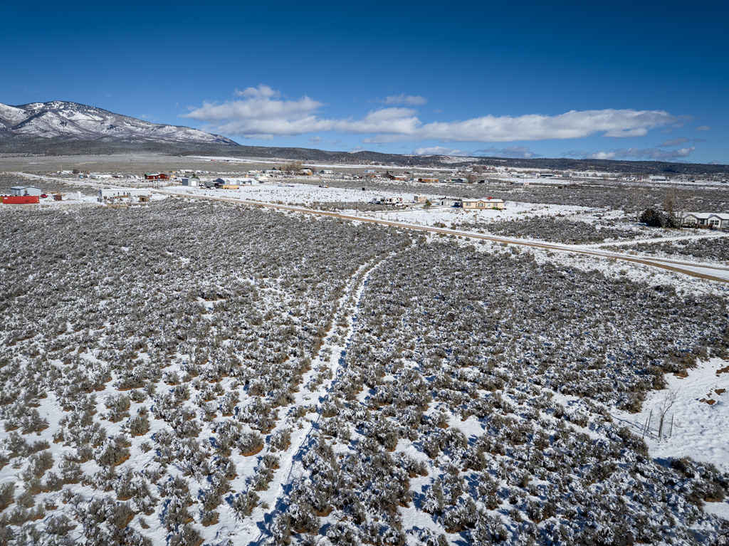 142 S BEEMAN RD La Sal, UT 84530