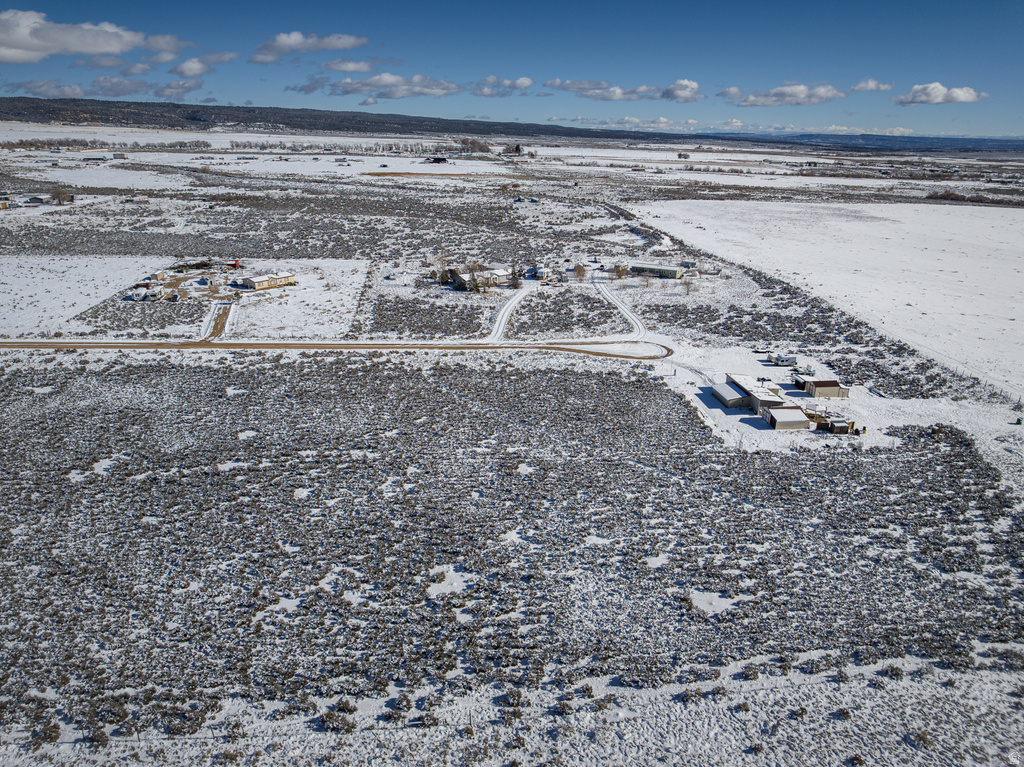 142 S BEEMAN RD La Sal, UT 84530