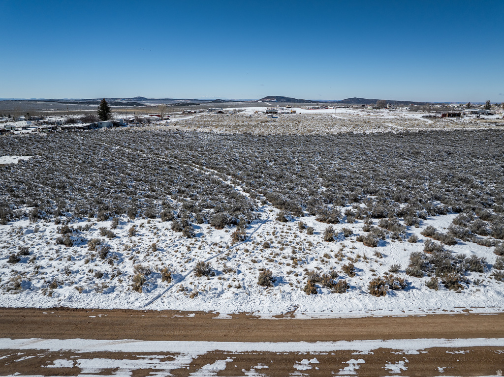 142 S BEEMAN RD La Sal, UT 84530