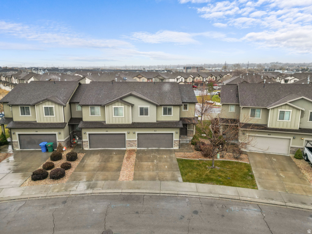 825 S PHEASANT RUN Orem, UT 84058