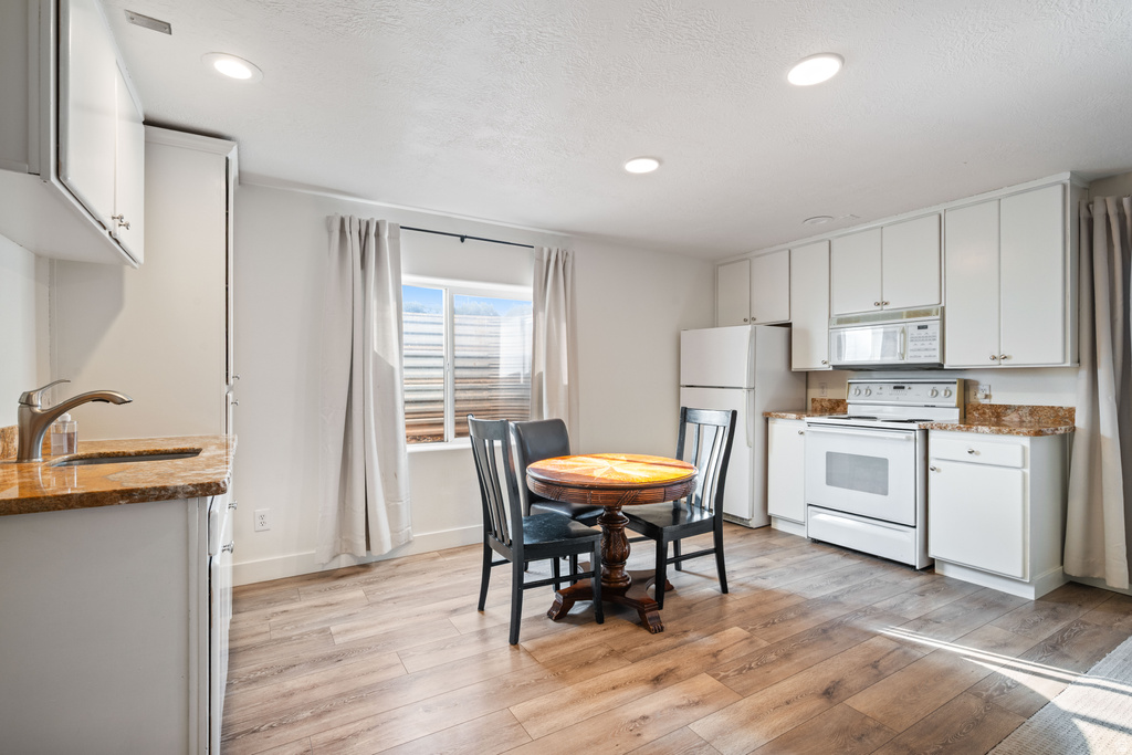 331 S 1230 W Hurricane, UT 84737