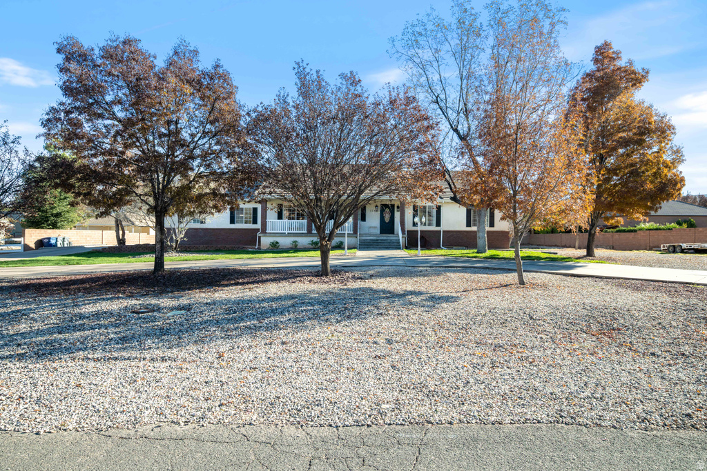 331 S 1230 W Hurricane, UT 84737