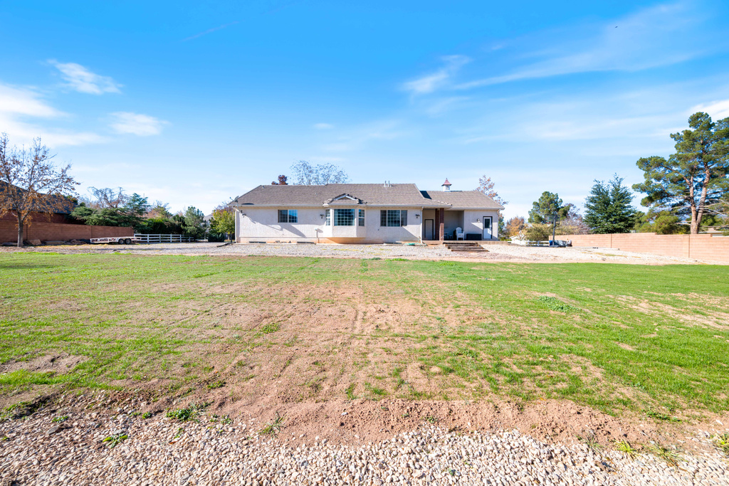 331 S 1230 W Hurricane, UT 84737