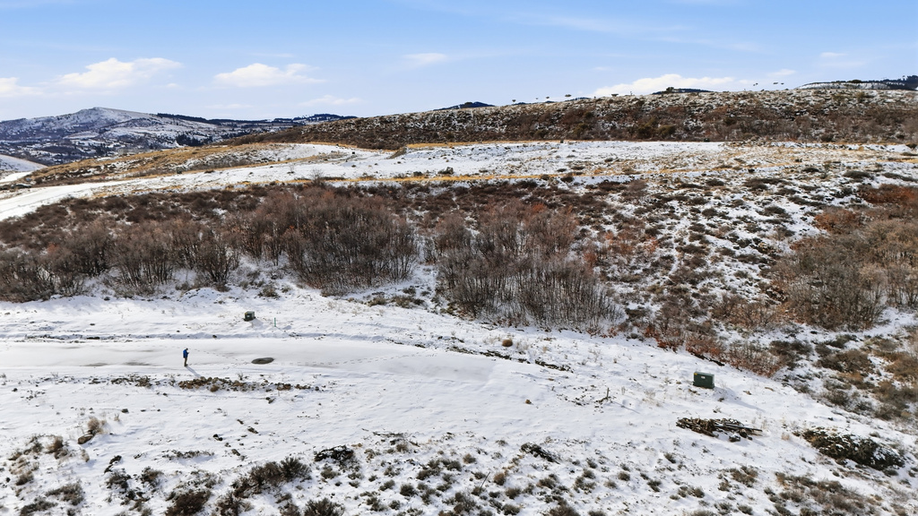 591 N CRESTVIEW DR Garden City, UT 84028