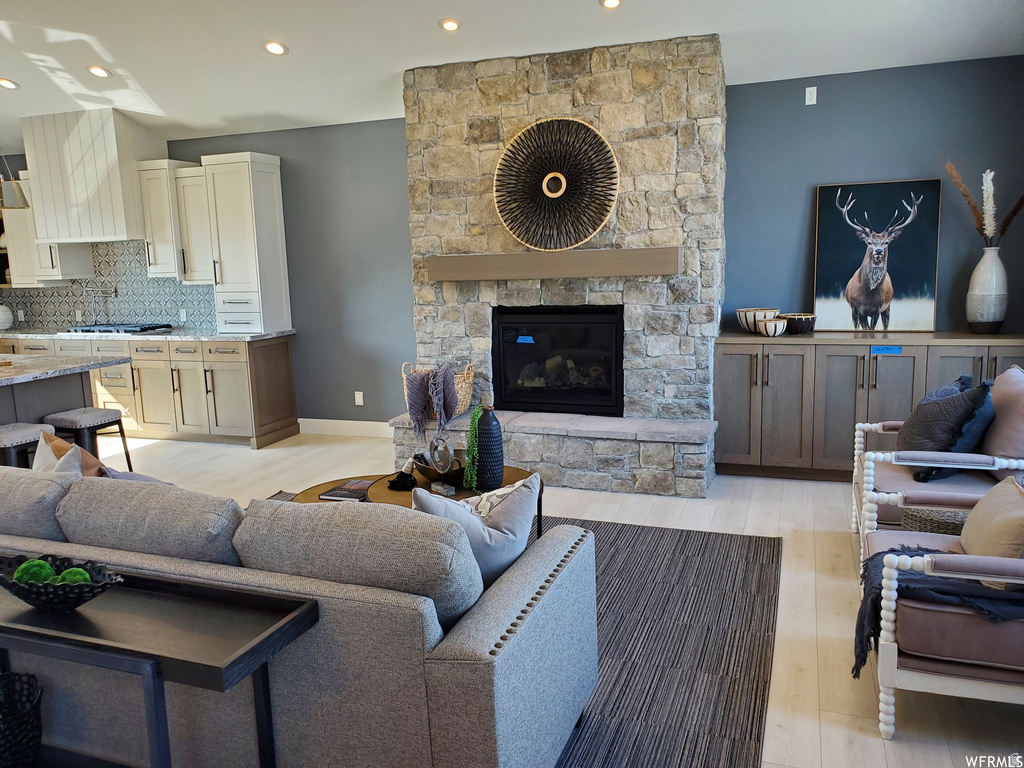 14236 S SUMMIT CREST LN Herriman, UT 84096