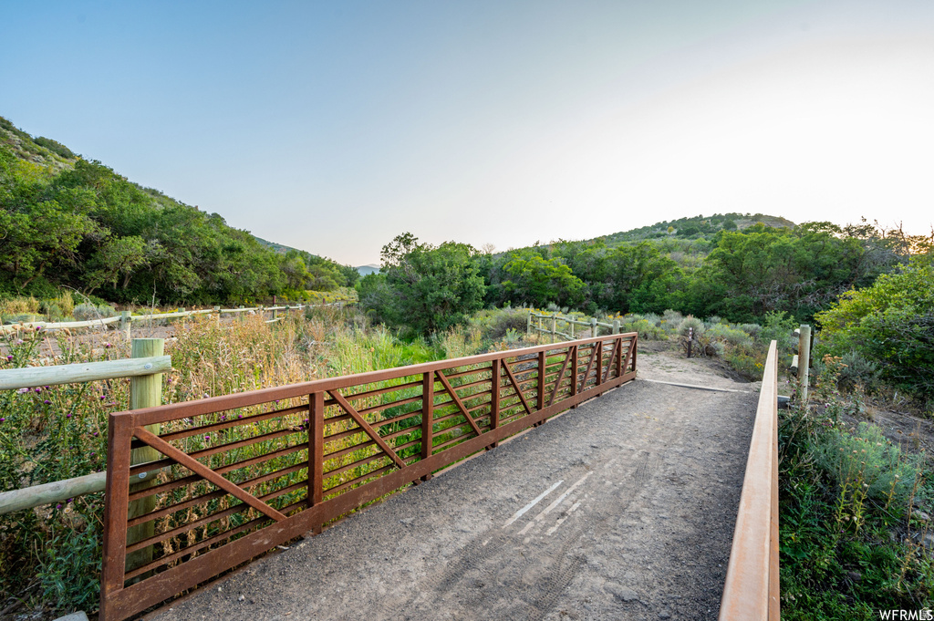 14236 S SUMMIT CREST LN Herriman, UT 84096