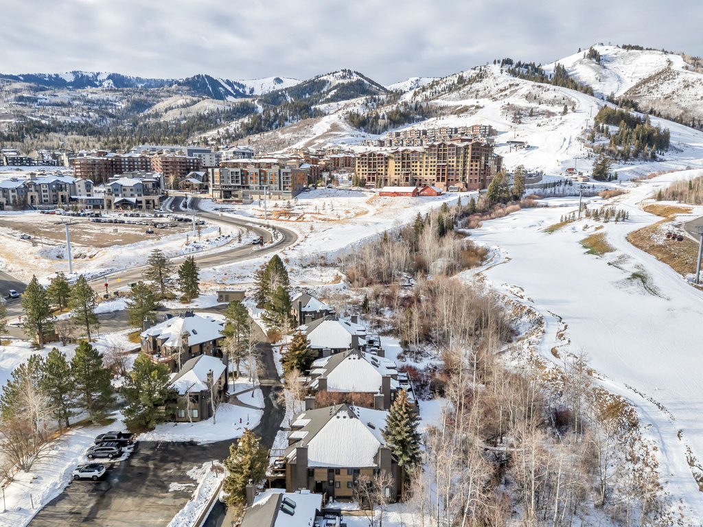 2100 CANYONS RESORT DR #6-B Park City, UT 84098