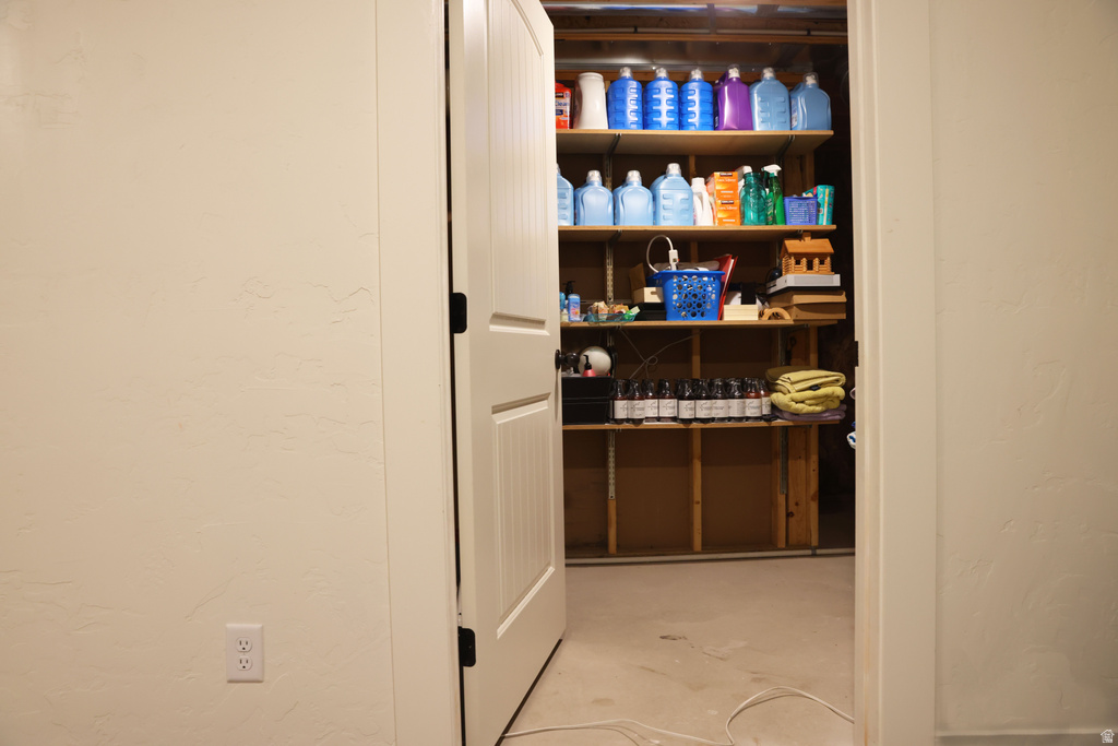 933 N WORKMAN DR Duchesne, UT 84021