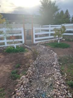 933 N WORKMAN DR Duchesne, UT 84021