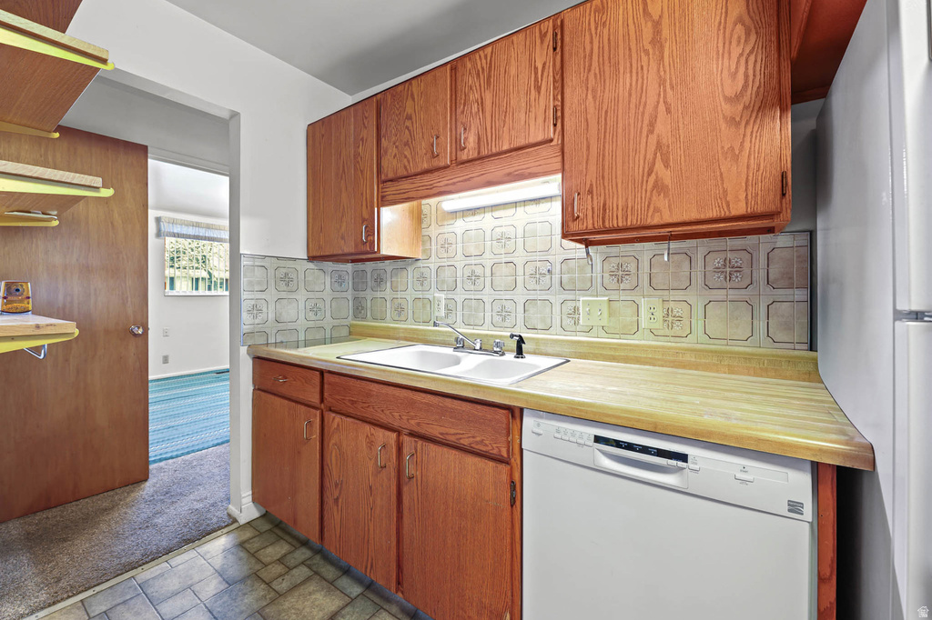 185 CREST CIR Tooele, UT 84074