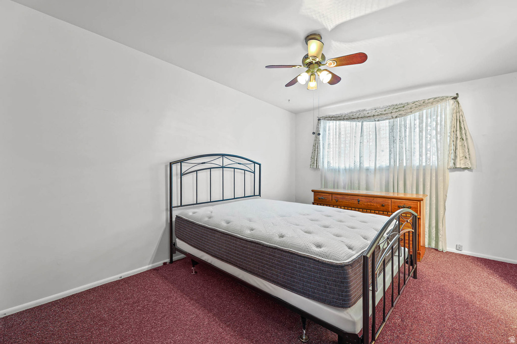 185 CREST CIR Tooele, UT 84074