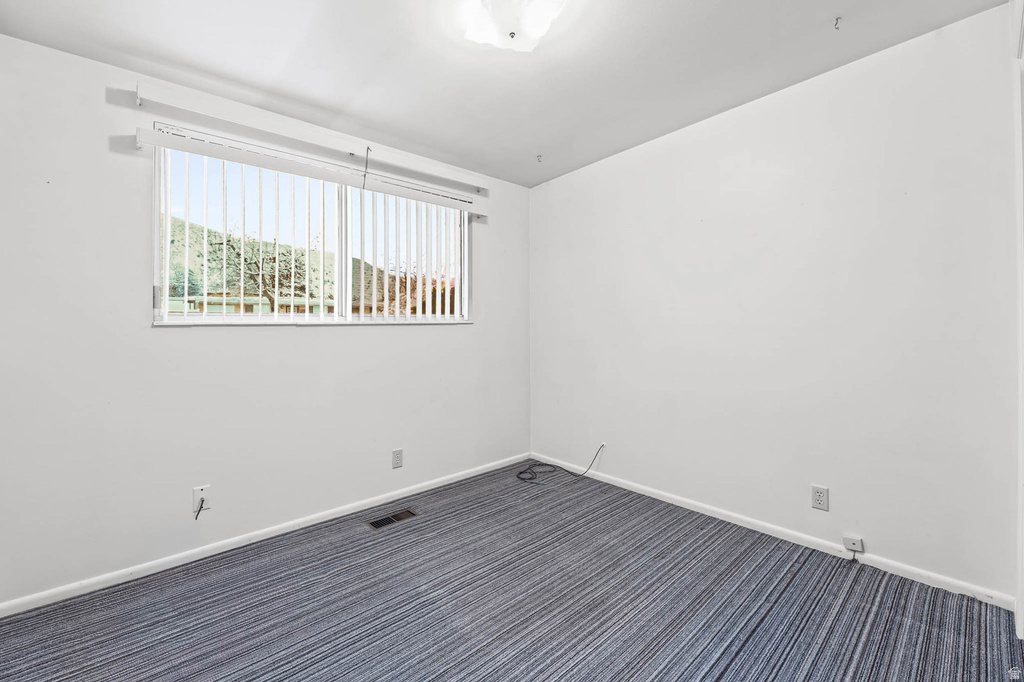 185 CREST CIR Tooele, UT 84074