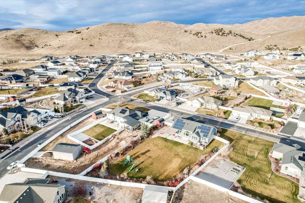 2098 E ELKHORN RD Eagle Mountain, UT 84005