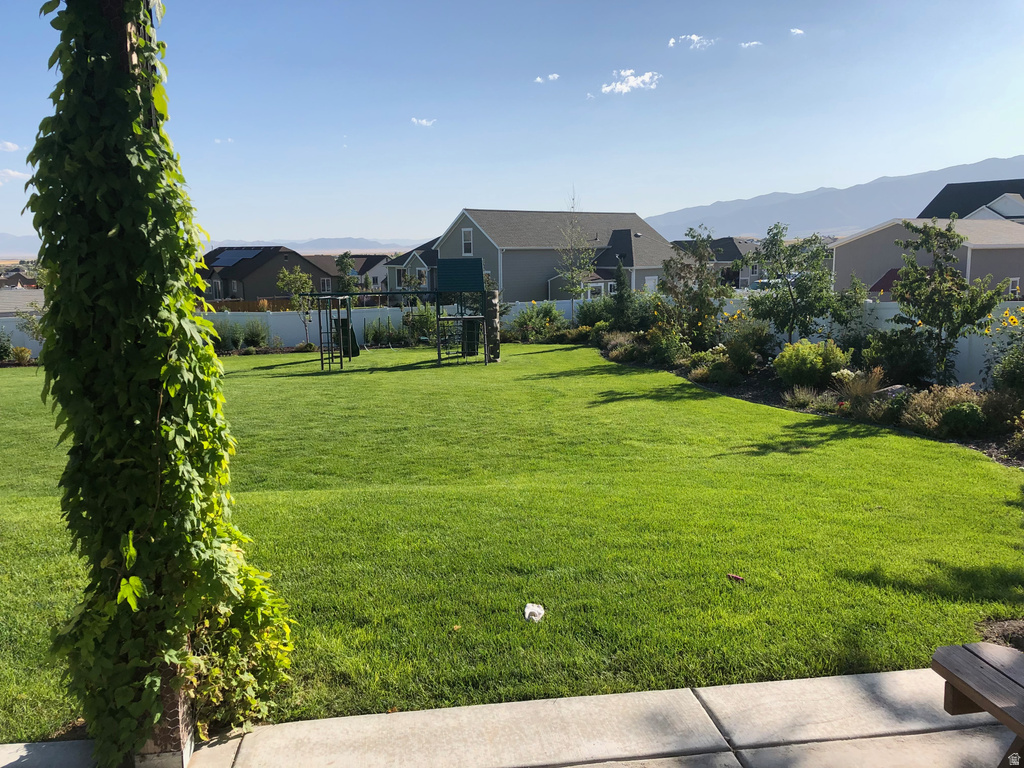 2098 E ELKHORN RD Eagle Mountain, UT 84005