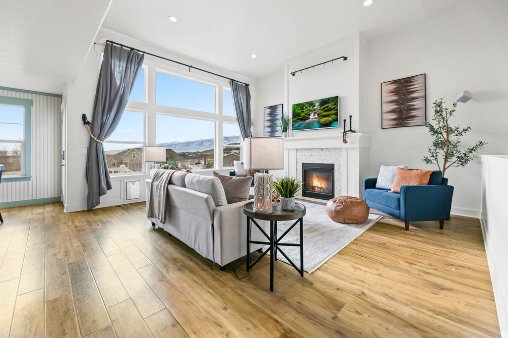 2098 E ELKHORN RD Eagle Mountain, UT 84005