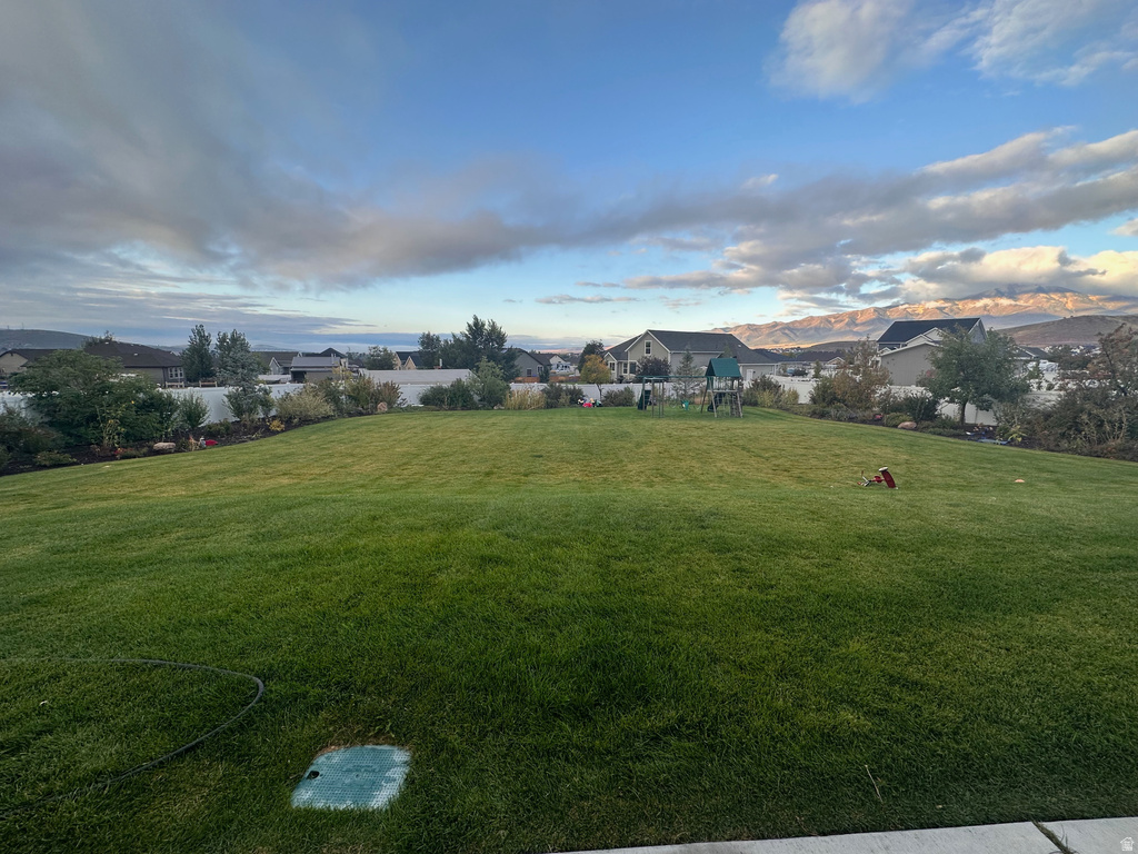 2098 E ELKHORN RD Eagle Mountain, UT 84005