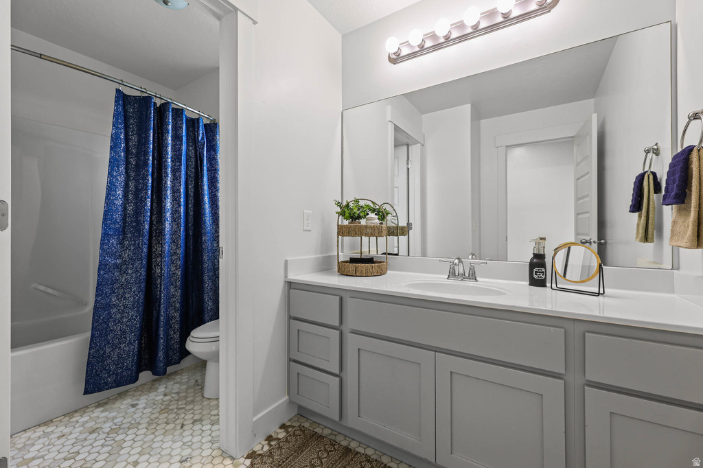 2098 E ELKHORN RD Eagle Mountain, UT 84005