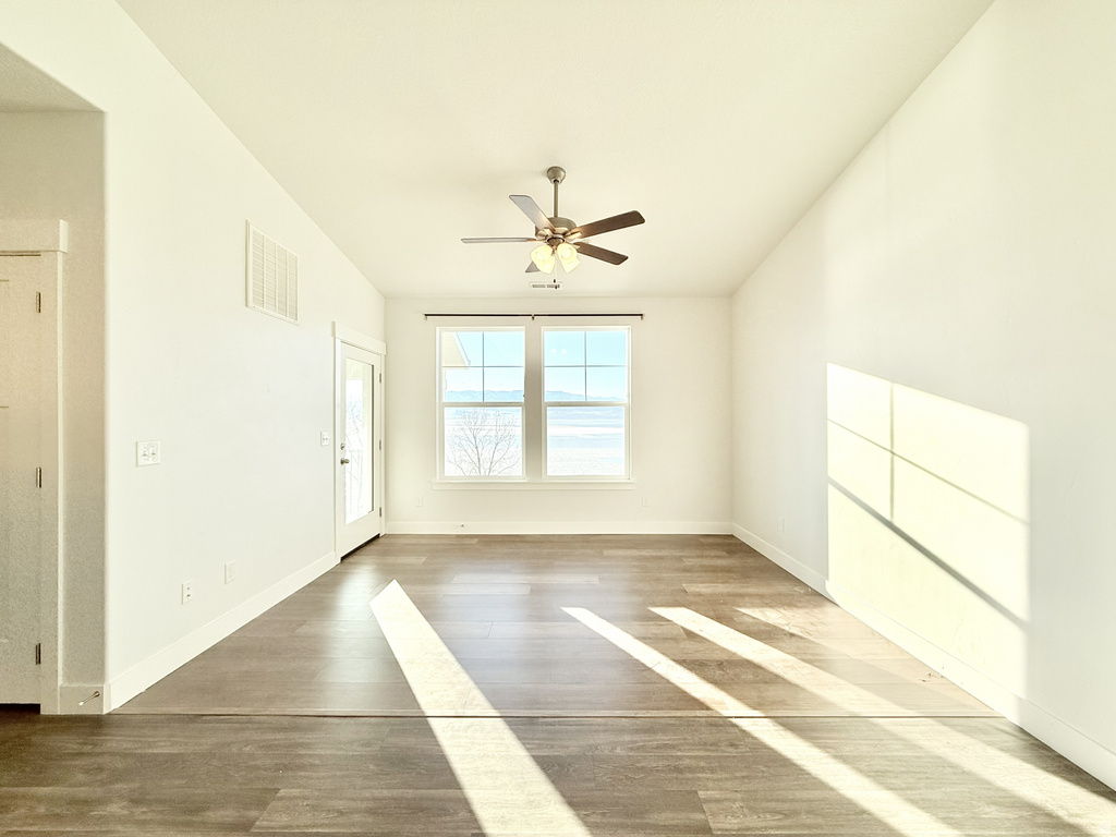 419 N 360 W Vineyard, UT 84059