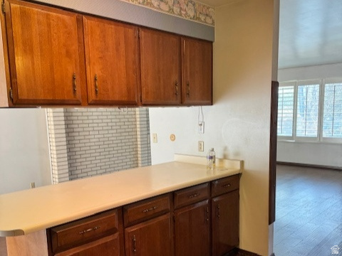 4608 S LOCUST LN Holladay, UT 84117