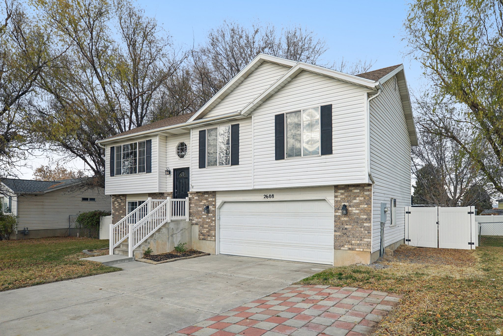 2608 W 3900 S Roy, UT 84067