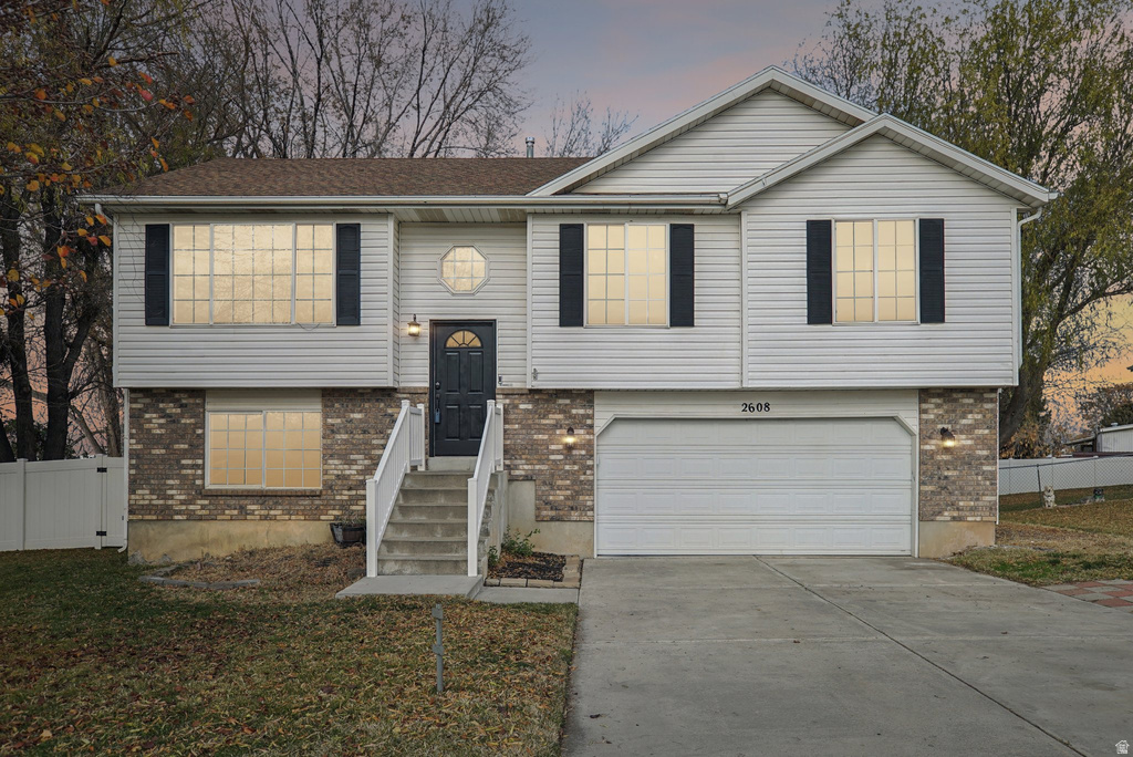 2608 W 3900 S Roy, UT 84067