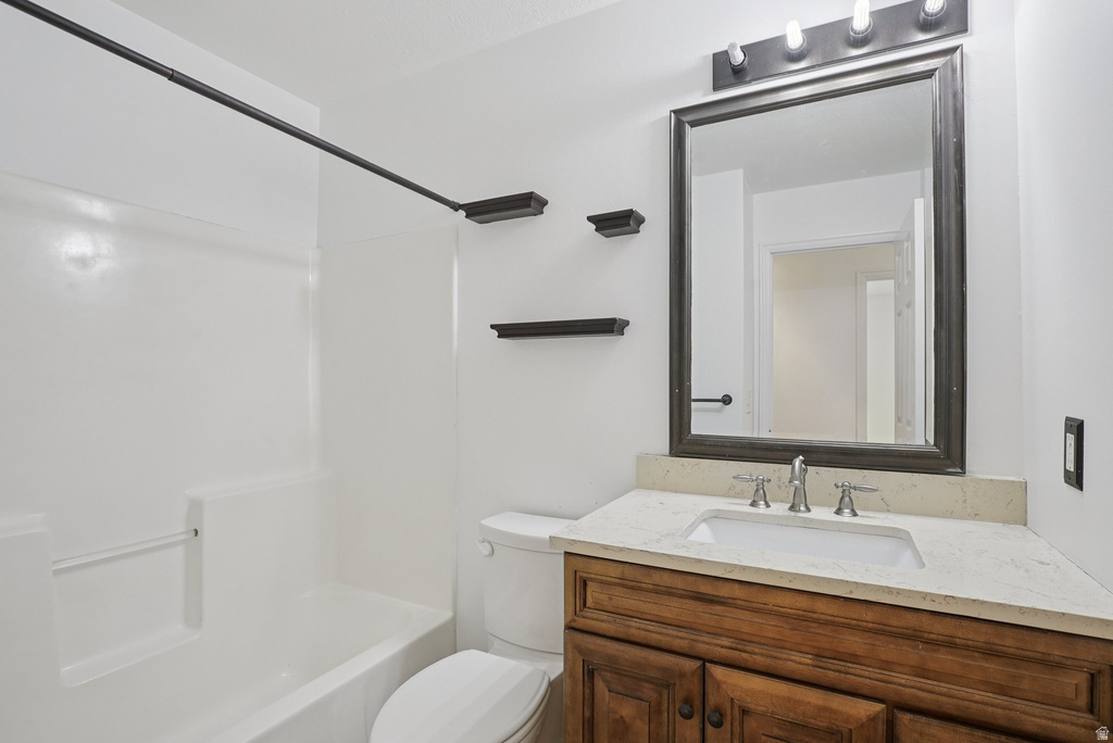 2608 W 3900 S Roy, UT 84067