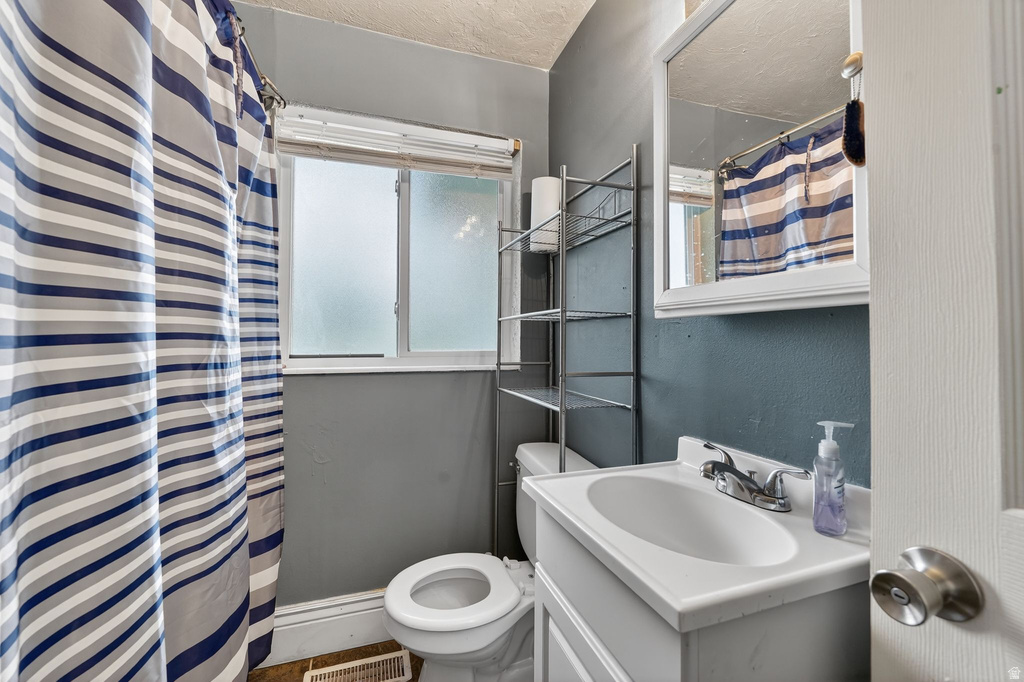 1721 N 400 W Sunset, UT 84015