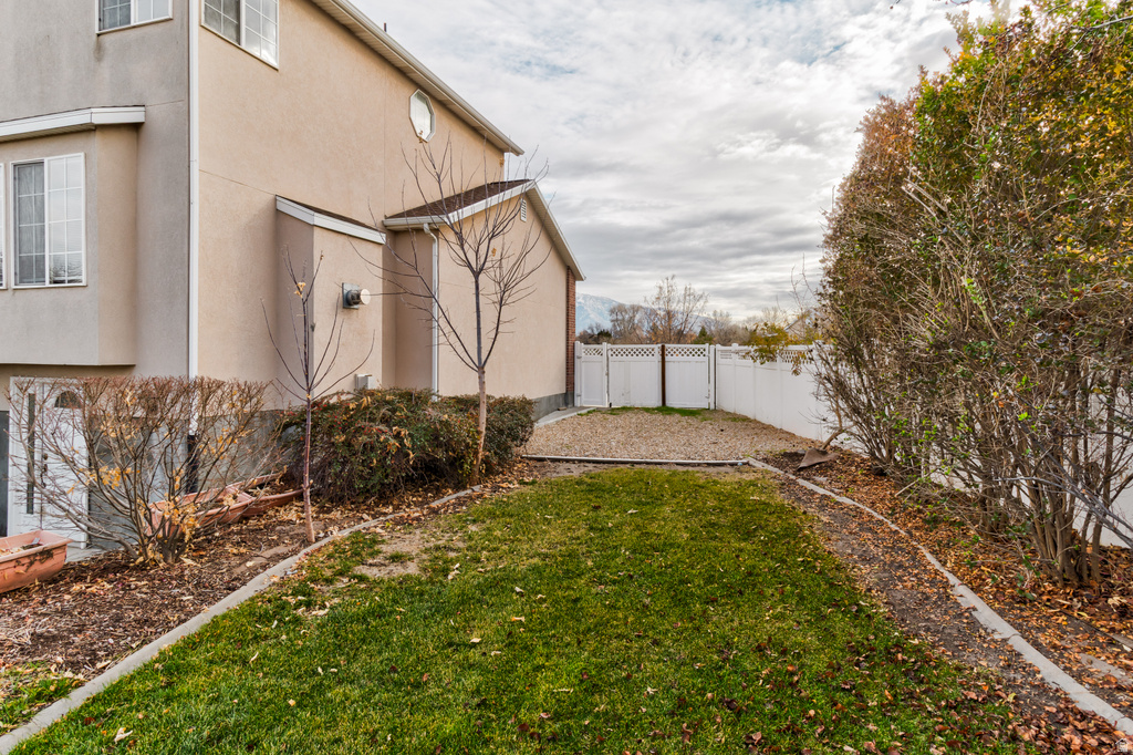 888 W ROCKHILL POINT CV Taylorsville, UT 84123