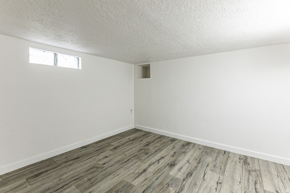 8823 S 300 E Sandy, UT 84070