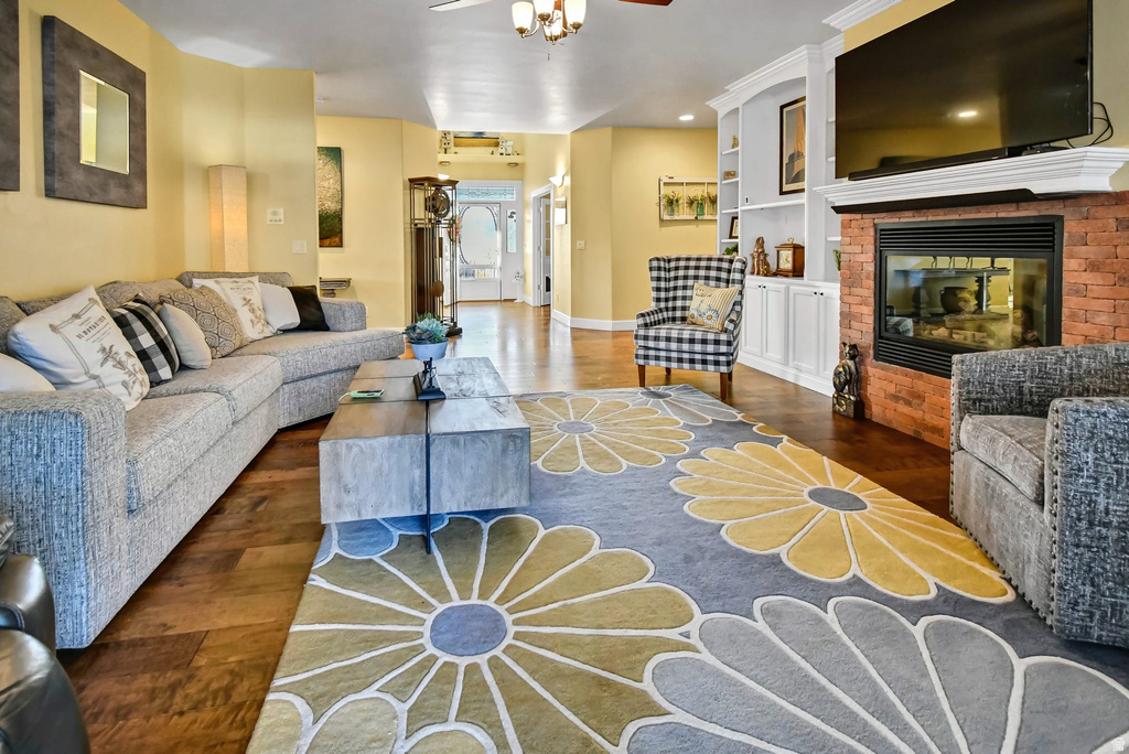 528 E 700 S Monroe, UT 84754