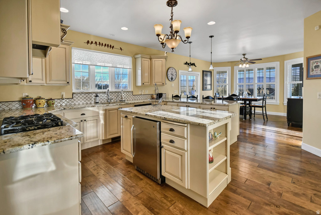 528 E 700 S Monroe, UT 84754