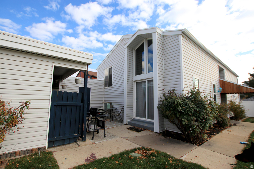 1805 E 5750 S South Ogden, UT 84403