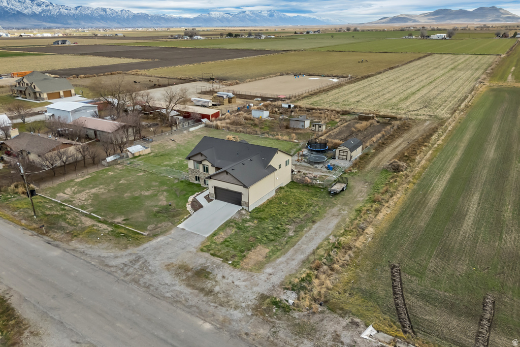 10287 W 11600 N Bothwell, UT 84337