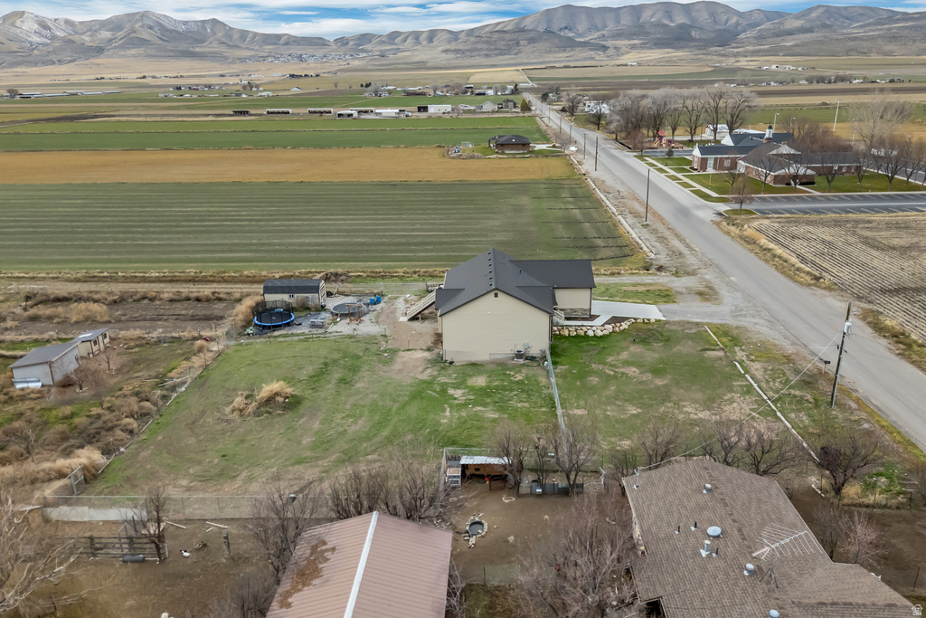 10287 W 11600 N Bothwell, UT 84337