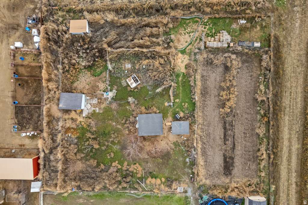 10287 W 11600 N Bothwell, UT 84337