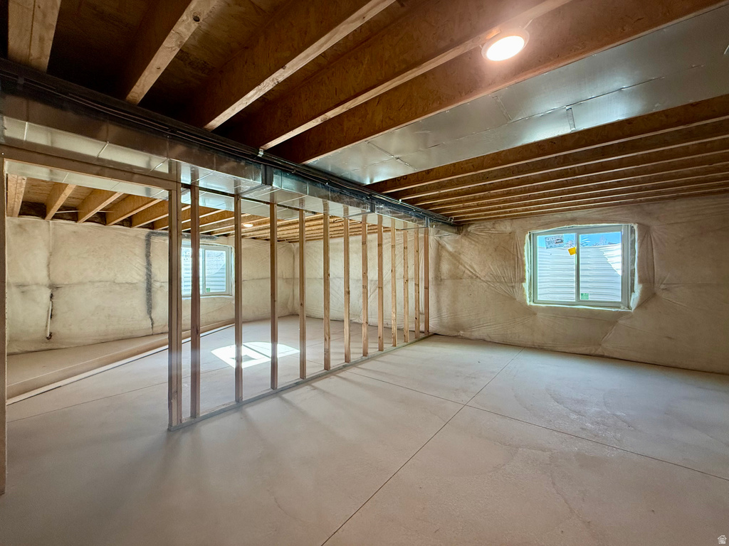 1198 W GRAYHAWK LOOP Roosevelt, UT 84066